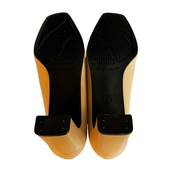 Ashley Taylor VINTAGE Nude Square Toe Pumps Womens Size 7 - Picture 11 of 11